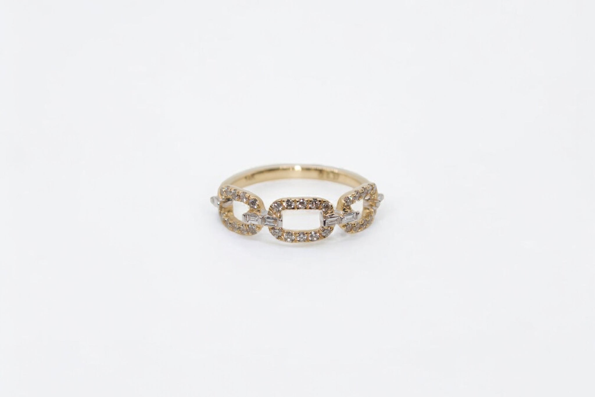 Round and Baguette Diamond Ladies Ring