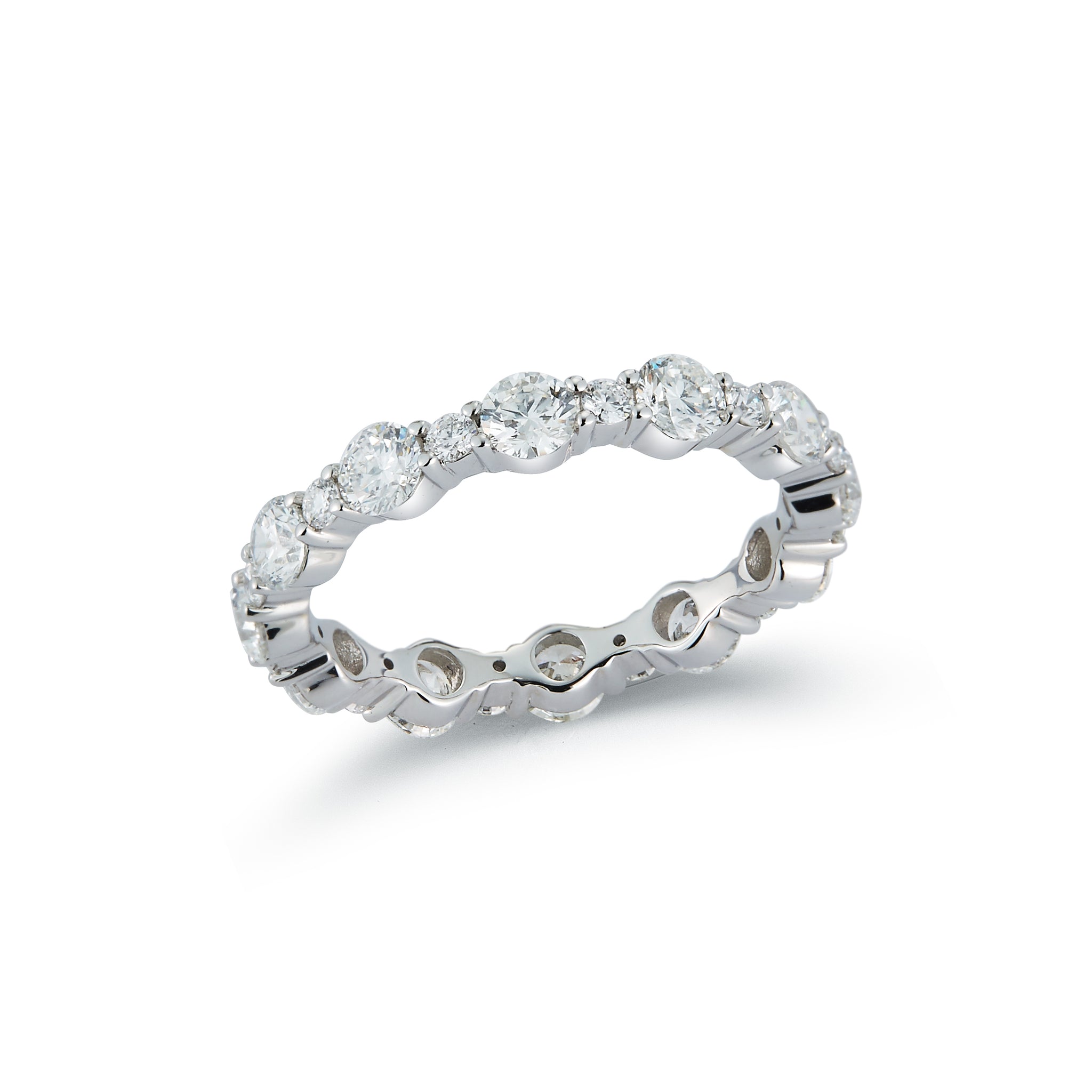 Alternating Size Diamond Eternity Band